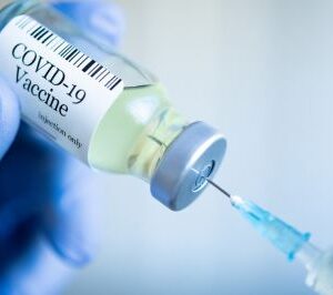Вакцинация против инфекции COVID-19