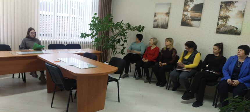 Прошла информационная беседа с работниками ГУО ««Залесская средняя школа Сморгонского района»