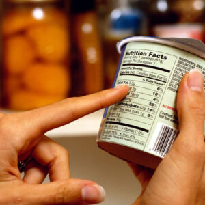 Читаем маркировочные  этикетки  на продуктах.