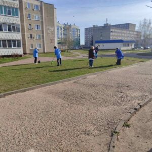 Специалисты Сморгонского зонального ЦГЭ поддержали республиканскую инициативу по благоустройству «На родной земле — Живи Как Хозяин».