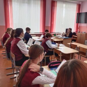 Информационная беседа «ФЗОЖ. Профилактика курения, алкоголизма и наркомании» с учащимися 8х классов. Информационная беседа «ФЗОЖ. Профилактика курения, алкоголизма и наркомании» с учащимися 8х классов.